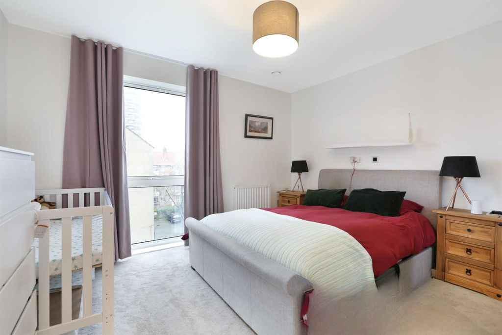 Квартира в Лондоне, Великобритания, 50 м² - фото 13