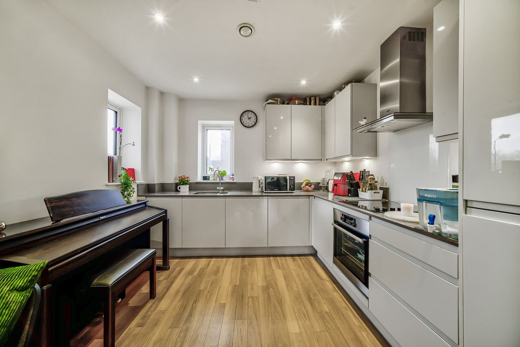 Квартира в Лондоне, Великобритания, 58 м² - фото 13