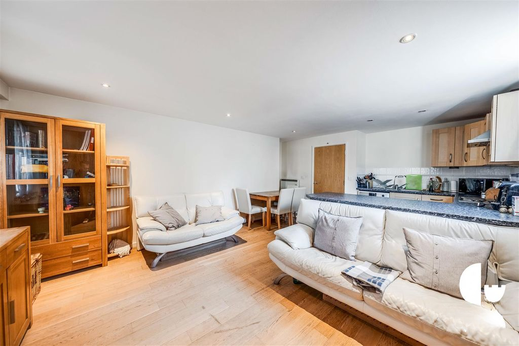 Квартира в Лондоне, Великобритания, 44 м² - фото 13