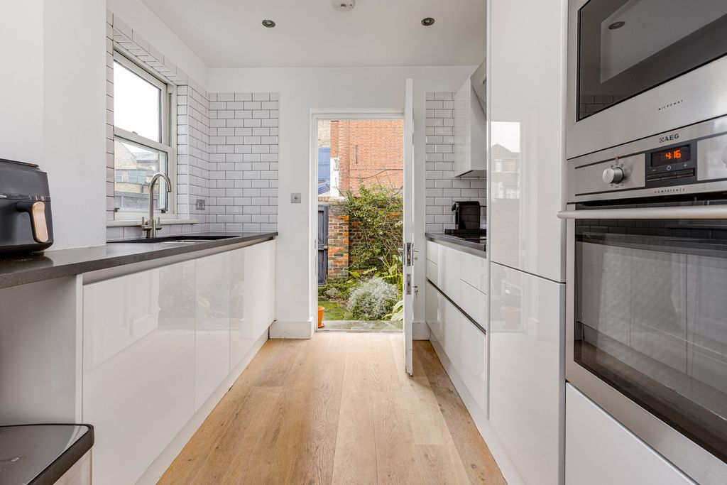 Квартира в Лондоне, Великобритания, 117 м² - фото 13