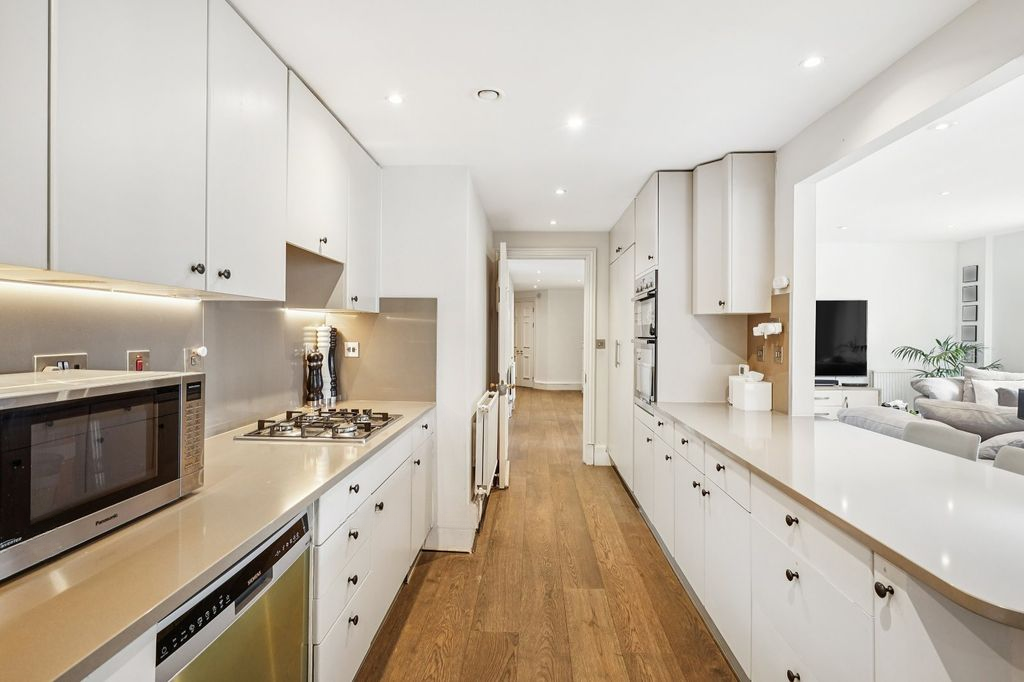 Квартира в Лондоне, Великобритания, 146 м² - фото 14