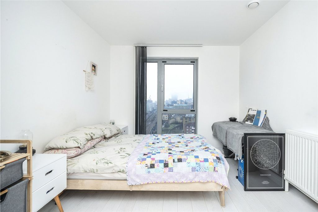 Квартира в Лондоне, Великобритания, 46 м² - фото 14