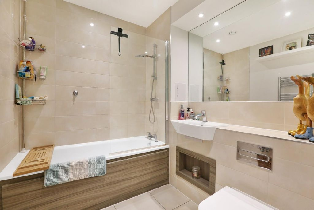 Квартира в Лондоне, Великобритания, 50 м² - фото 14