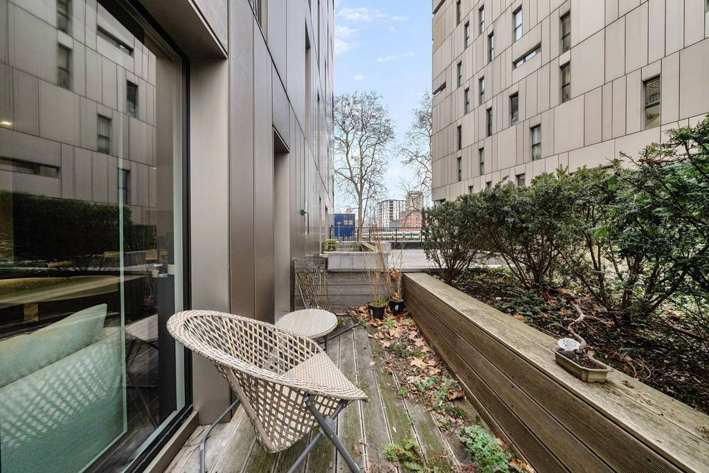 Квартира в Лондоне, Великобритания, 36 м² - фото 14