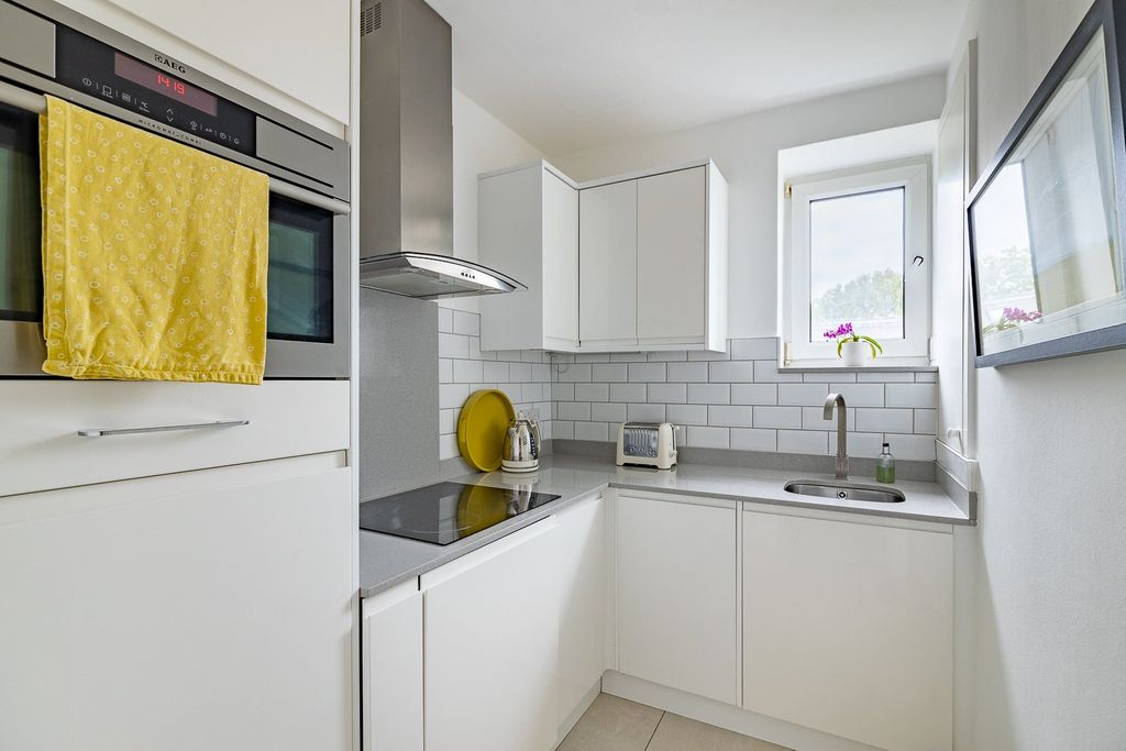 Квартира в Лондоне, Великобритания, 62 м² - фото 14