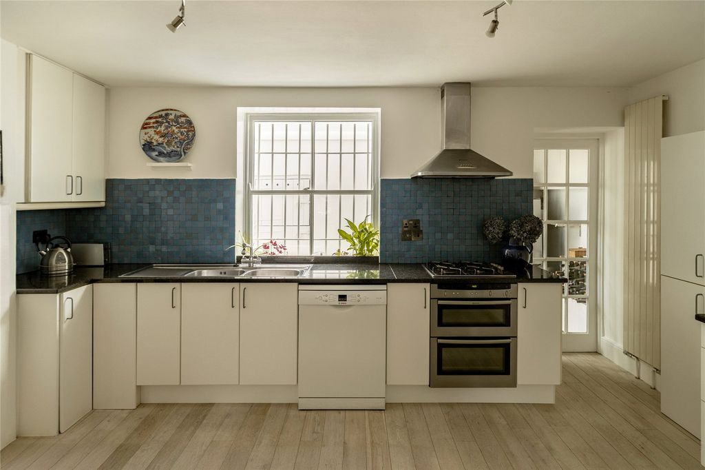 Квартира в Лондоне, Великобритания, 189 м² - фото 14