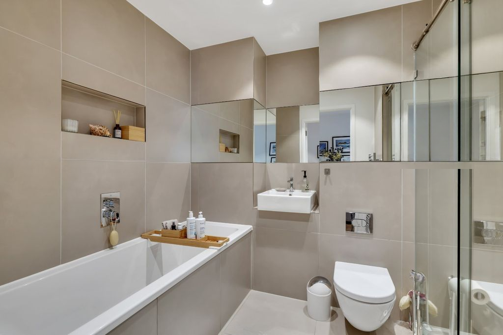 Квартира в Лондоне, Великобритания, 48 м² - фото 14