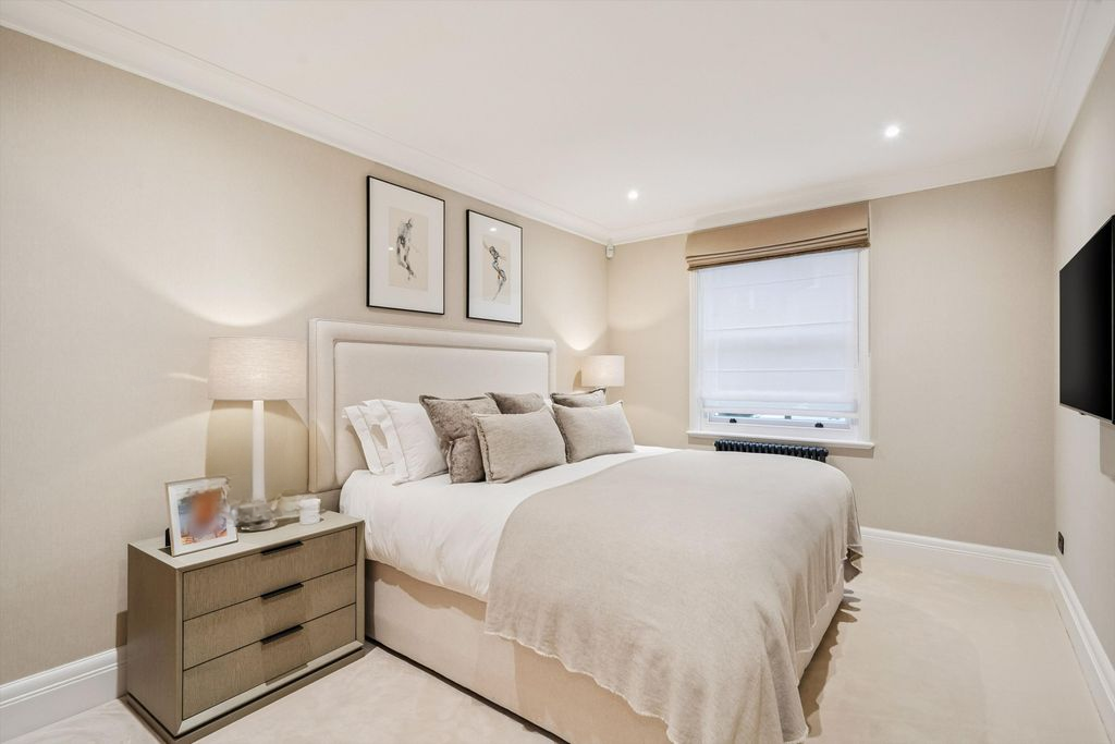 Квартира в Лондоне, Великобритания, 107 м² - фото 14