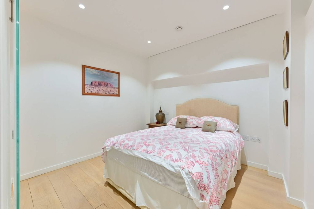 Квартира в Лондоне, Великобритания, 316 м² - фото 15