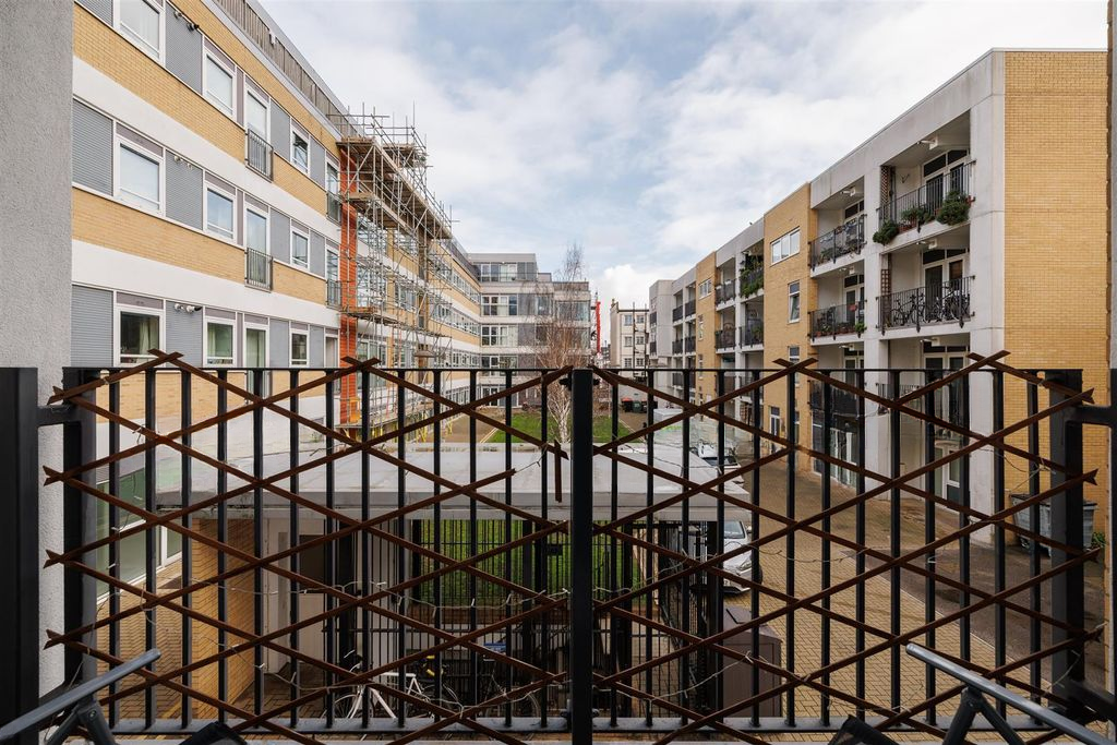 Квартира в Лондоне, Великобритания, 39 м² - фото 15