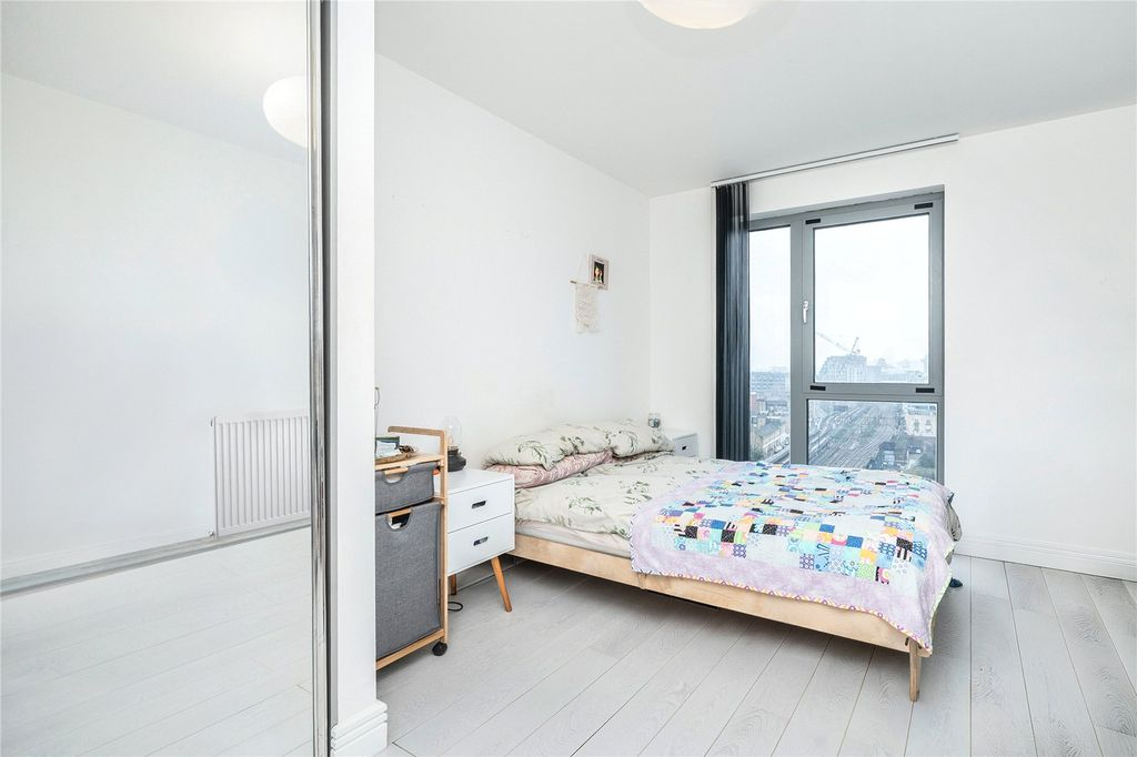 Квартира в Лондоне, Великобритания, 46 м² - фото 15