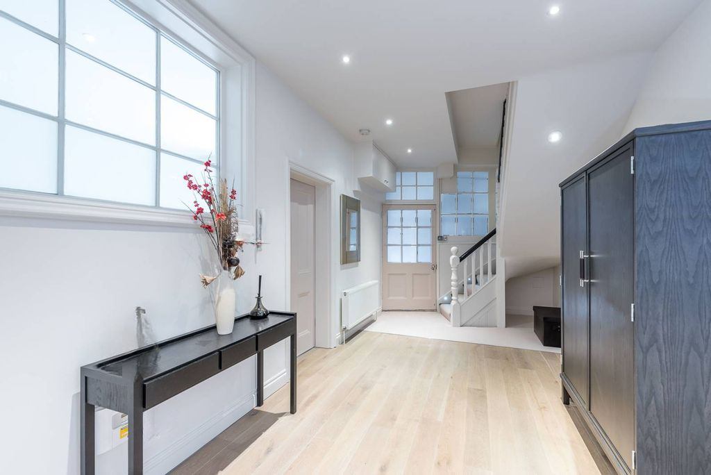 Квартира в Лондоне, Великобритания, 241 м² - фото 17