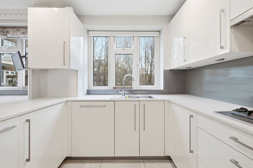 Квартира в Лондоне, Великобритания, 90 м² - фото 18