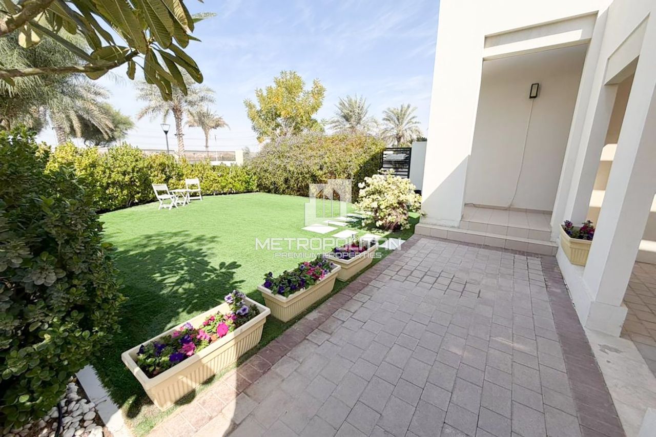 Таунхаус в Дубае, ОАЭ, 228 м² - фото 16