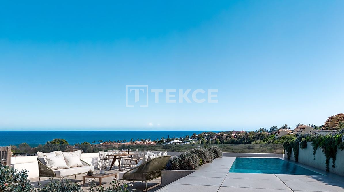 Апартаменты в Манильве, Испания, 102 м² - фото 1