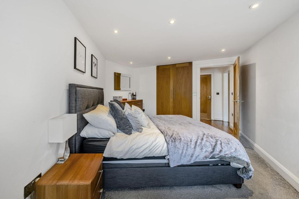 Квартира в Лондоне, Великобритания, 48 м² - фото 1