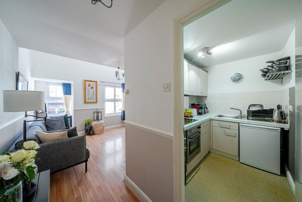 Квартира в Лондоне, Великобритания, 76 м² - фото 1