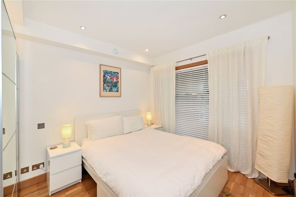 Квартира в Лондоне, Великобритания, 56 м² - фото 2