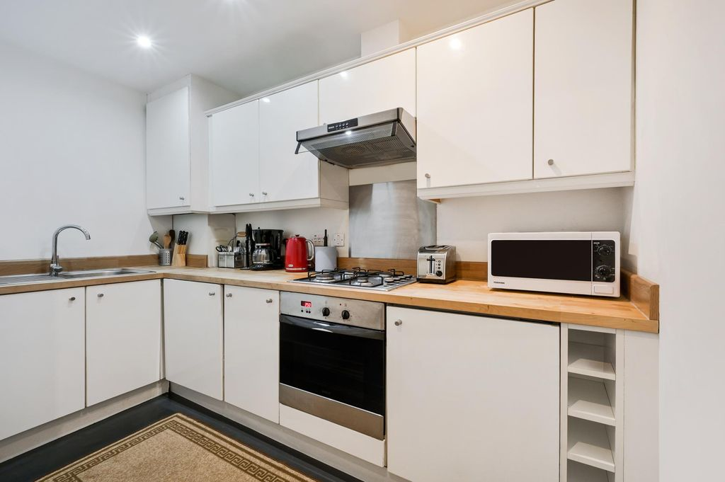 Квартира в Лондоне, Великобритания, 36 м² - фото 2