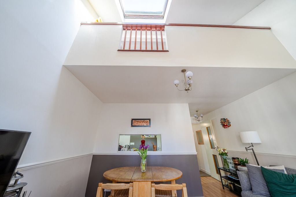 Квартира в Лондоне, Великобритания, 76 м² - фото 2