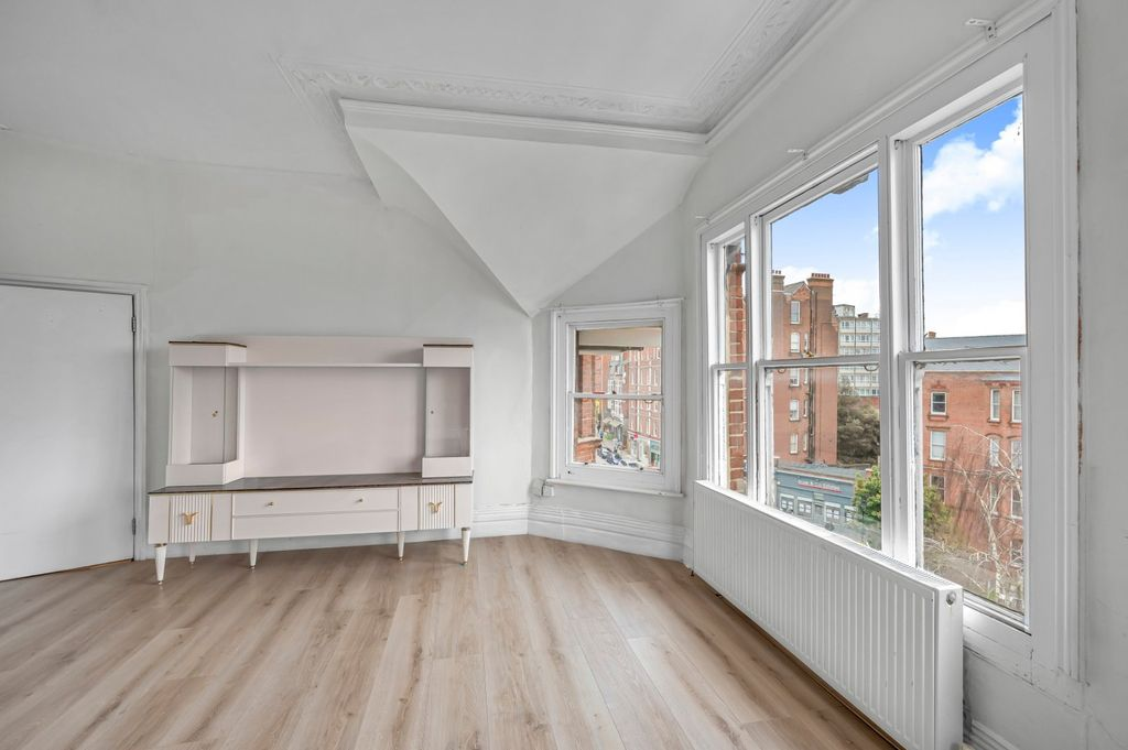 Квартира в Лондоне, Великобритания, 67 м² - фото 2