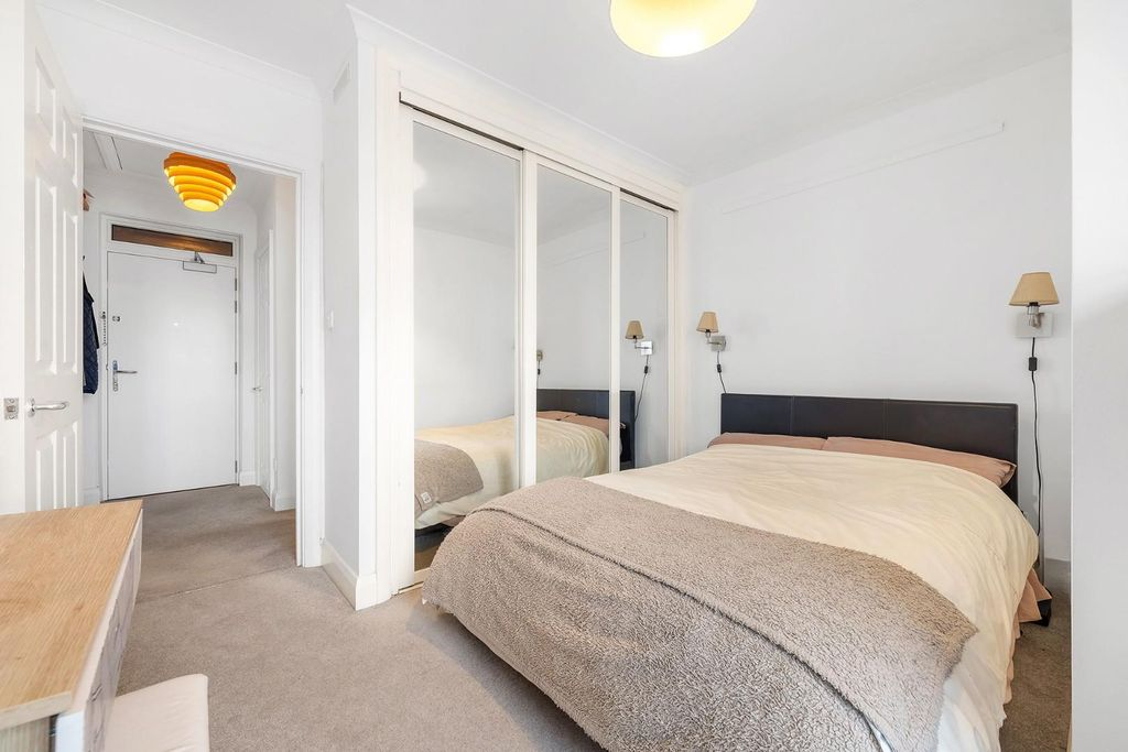 Квартира в Лондоне, Великобритания, 42 м² - фото 2