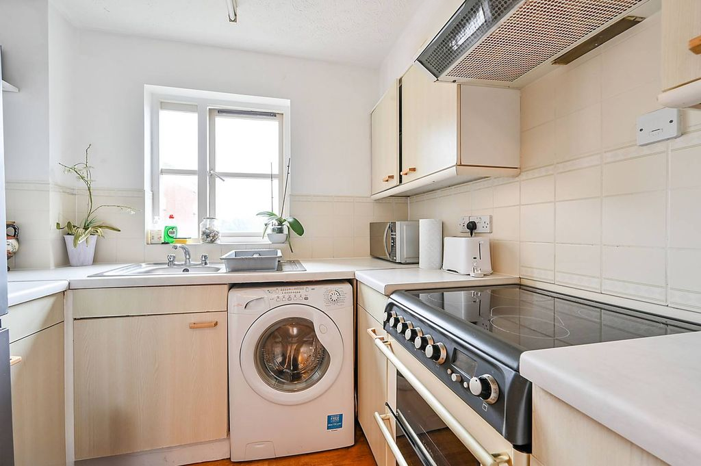 Квартира в Лондоне, Великобритания, 29 м² - фото 2