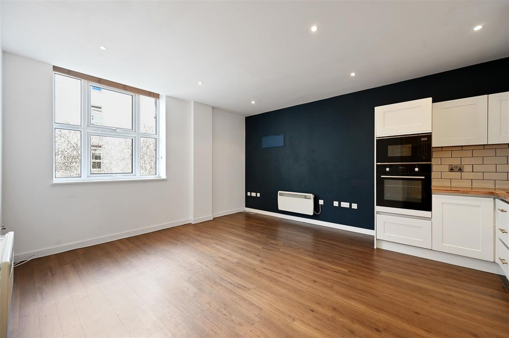 Квартира в Лондоне, Великобритания, 50 м² - фото 2