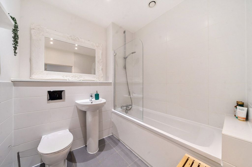 Квартира в Лондоне, Великобритания, 50 м² - фото 3