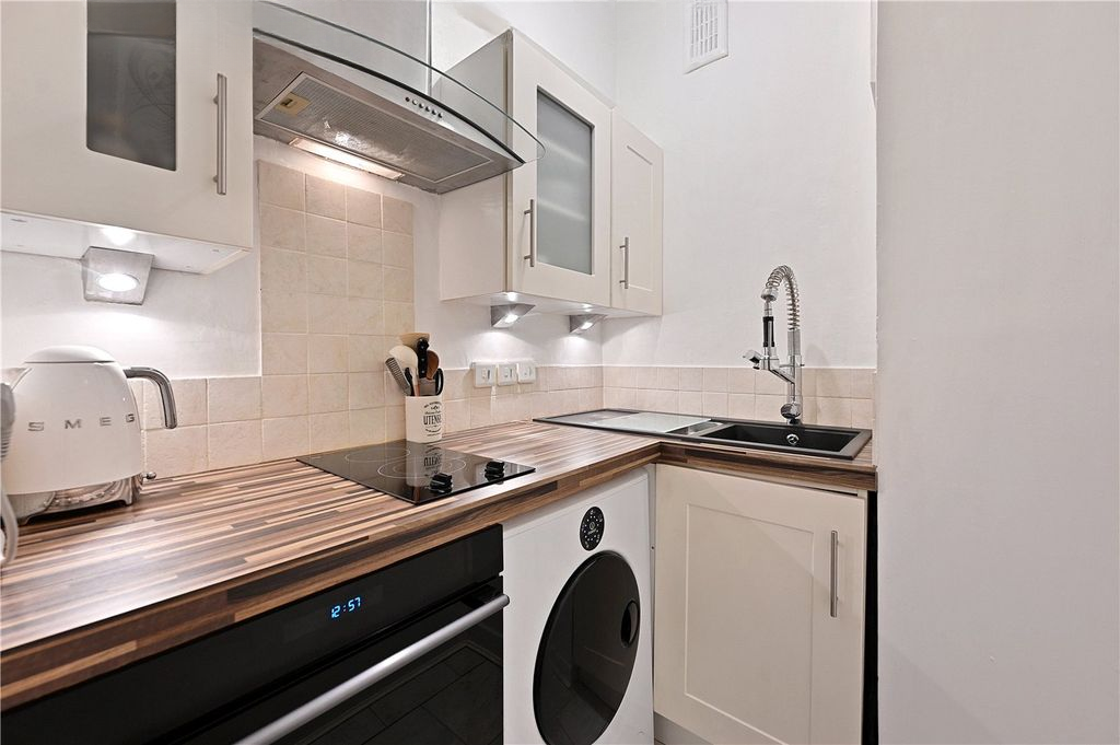 Квартира в Лондоне, Великобритания, 25 м² - фото 9