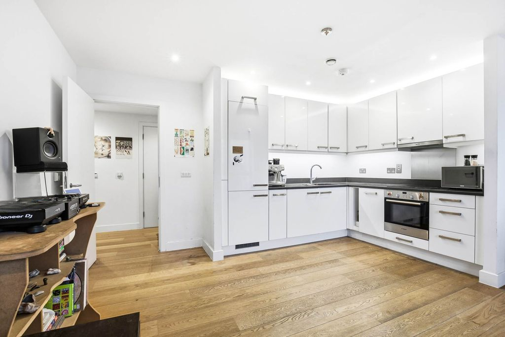 Квартира в Лондоне, Великобритания, 61 м² - фото 11