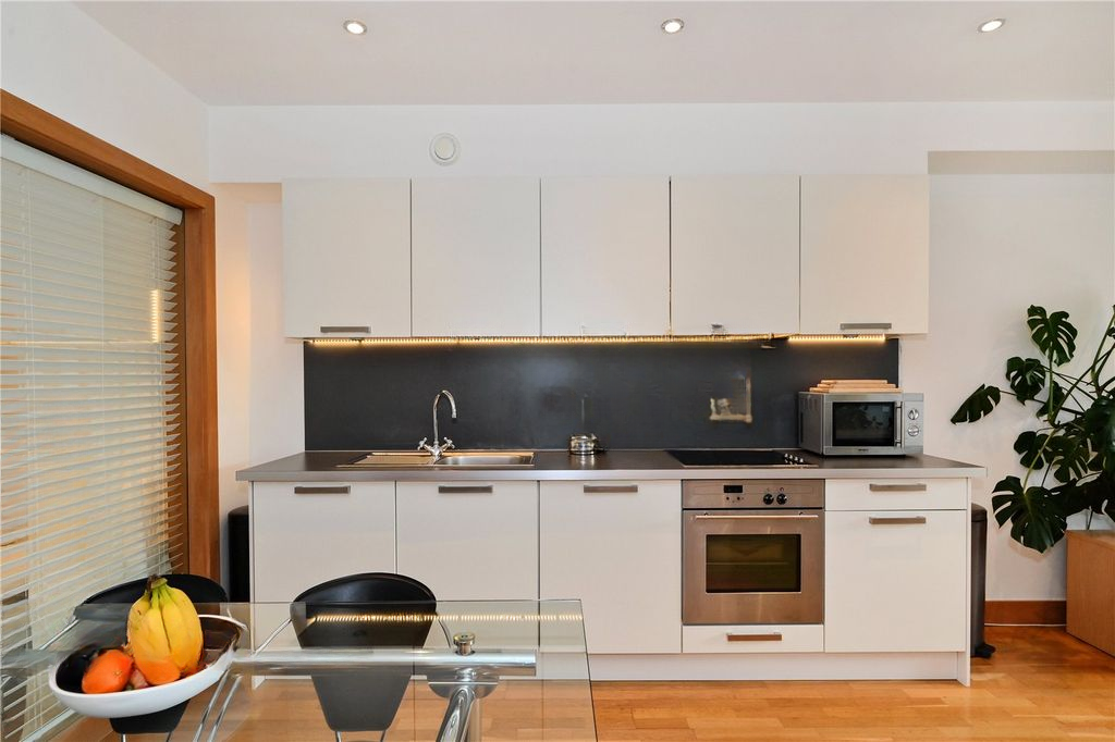 Квартира в Лондоне, Великобритания, 56 м² - фото 11