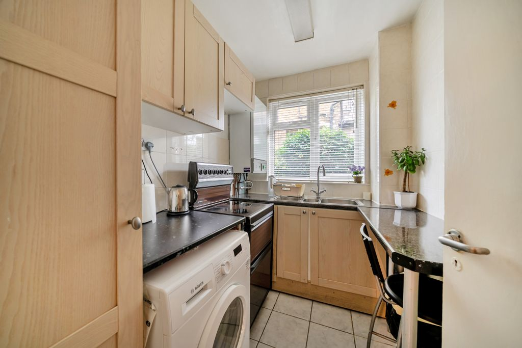 Квартира в Лондоне, Великобритания, 46 м² - фото 11