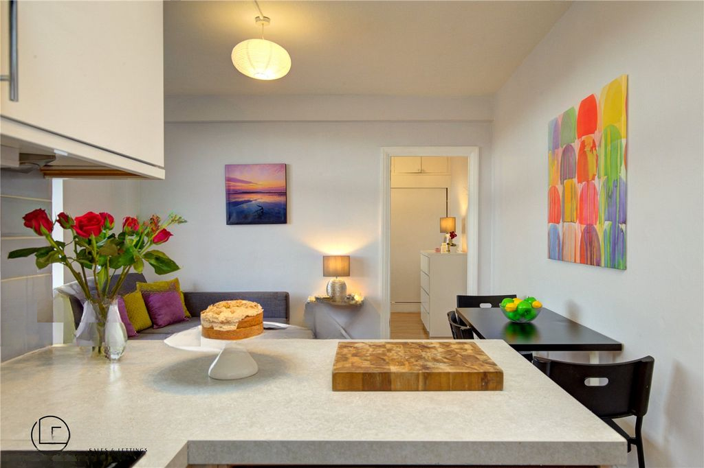 Квартира в Лондоне, Великобритания, 34 м² - фото 11