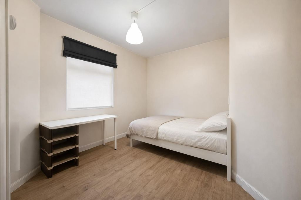 Квартира в Лондоне, Великобритания, 65 м² - фото 13