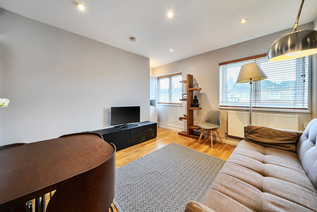 Квартира в Лондоне, Великобритания, 60 м² - фото 13