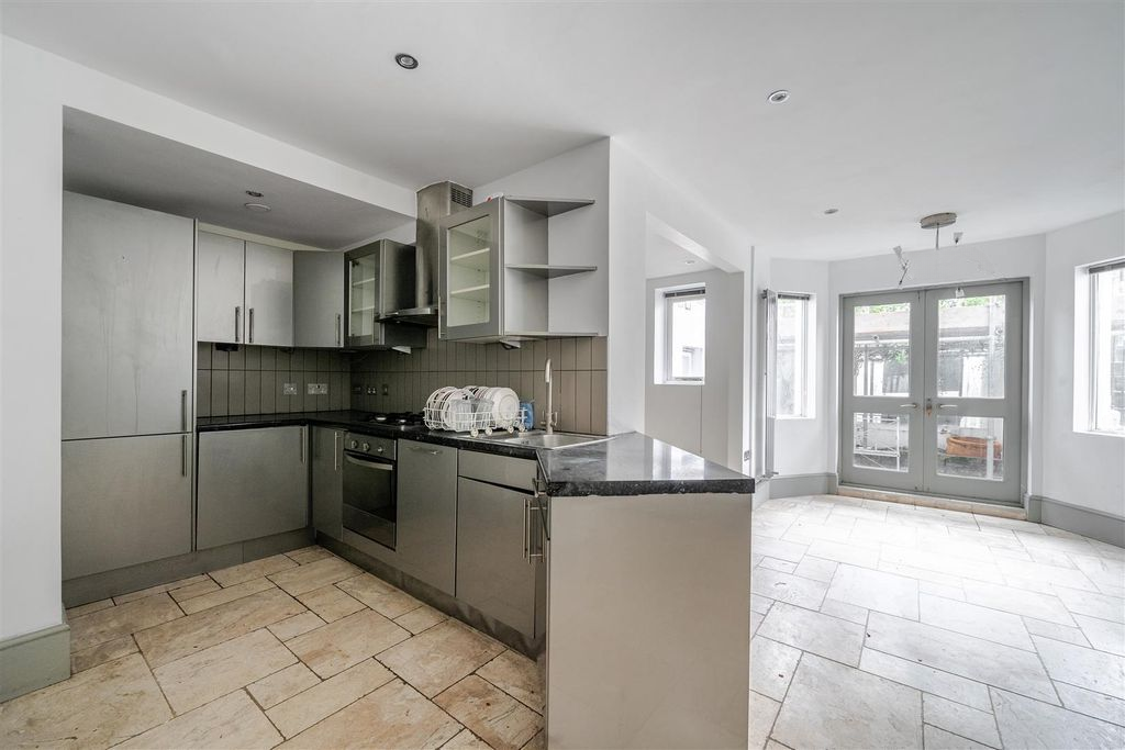 Квартира в Лондоне, Великобритания, 40 м² - фото 13