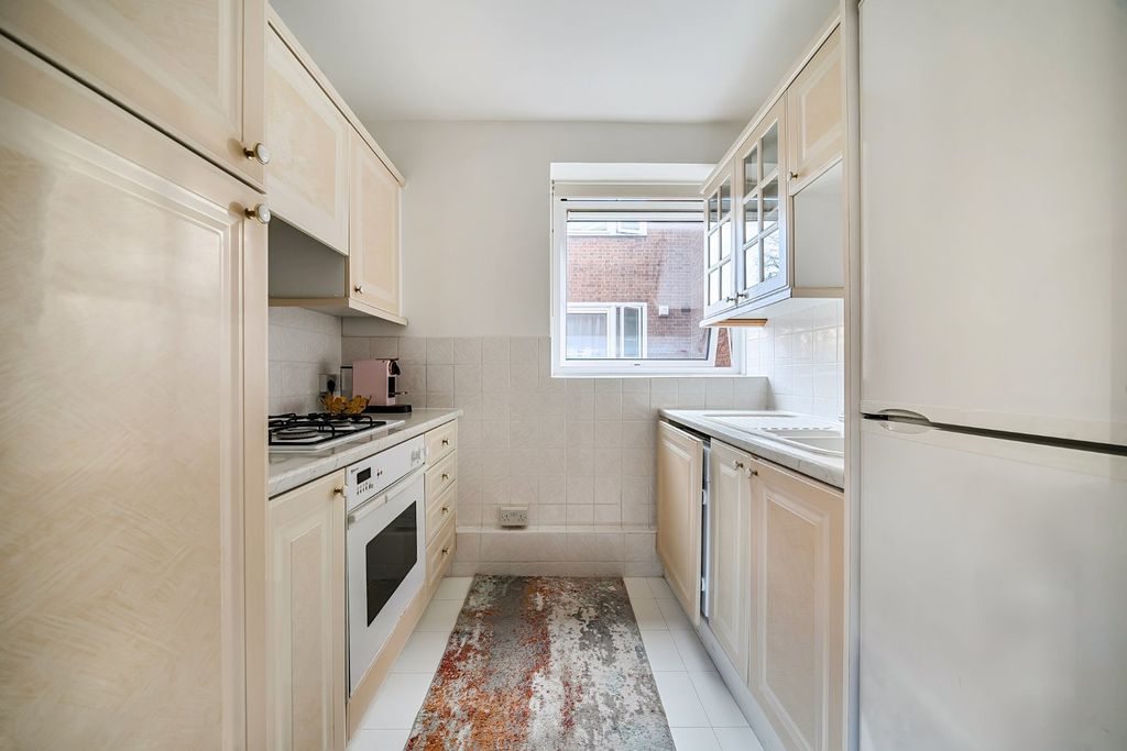 Квартира в Лондоне, Великобритания, 35 м² - фото 13