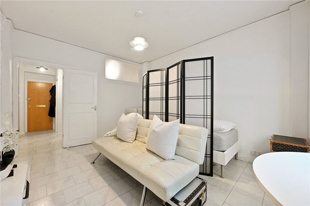 Квартира в Лондоне, Великобритания, 25 м² - фото 13