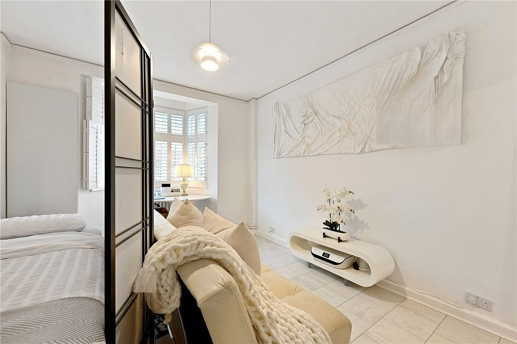 Квартира в Лондоне, Великобритания, 25 м² - фото 14