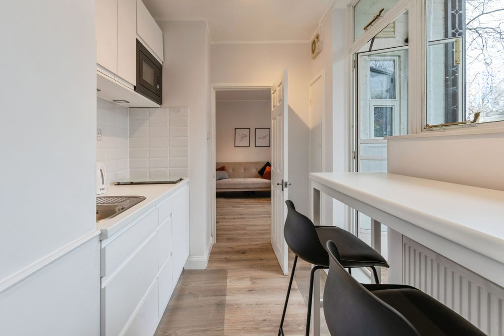 Квартира в Лондоне, Великобритания, 29 м² - фото 16