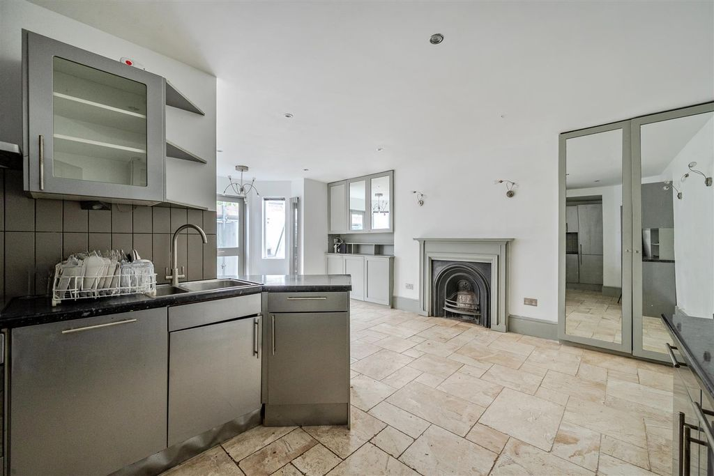 Квартира в Лондоне, Великобритания, 40 м² - фото 17