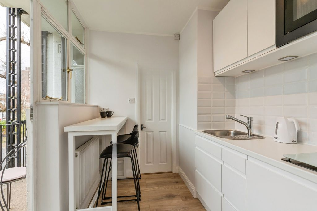 Квартира в Лондоне, Великобритания, 29 м² - фото 17