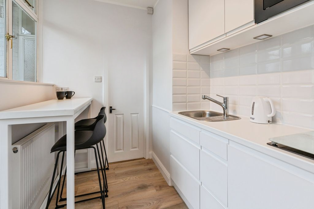 Квартира в Лондоне, Великобритания, 29 м² - фото 19