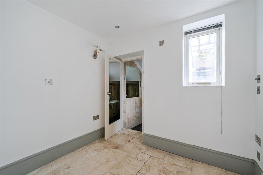 Квартира в Лондоне, Великобритания, 40 м² - фото 19