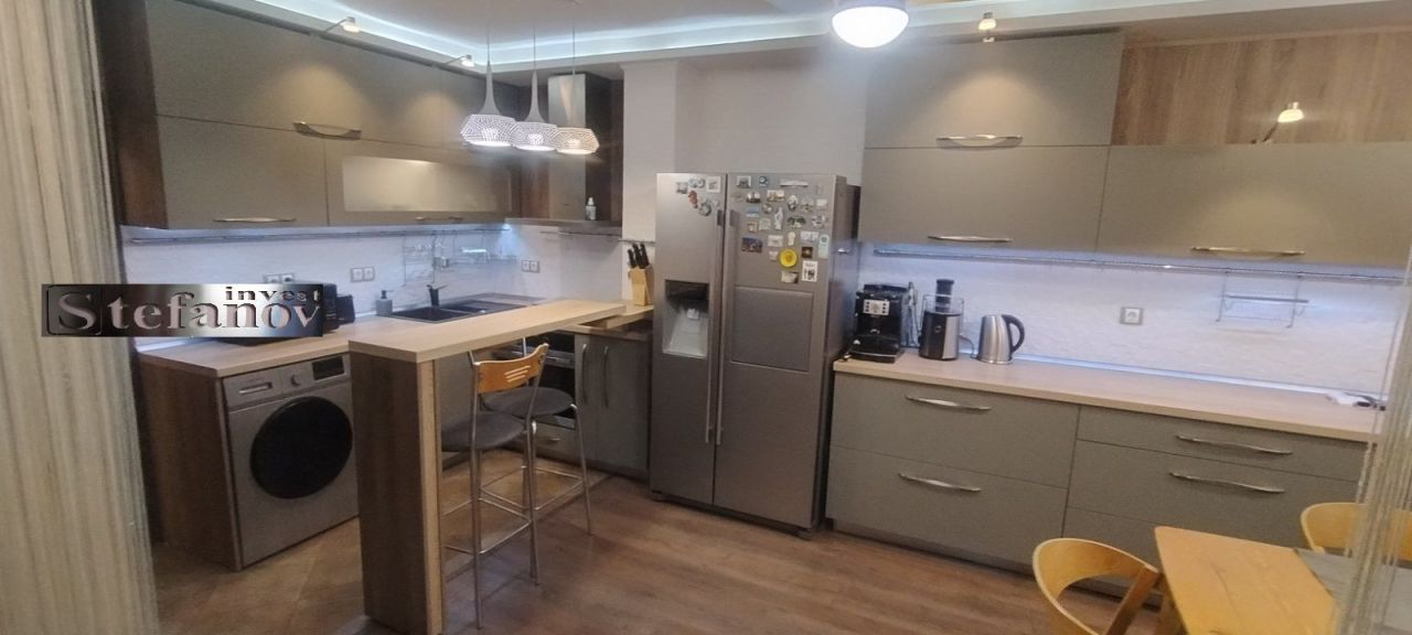 Квартира в Варне, Болгария, 138 м² - фото 2