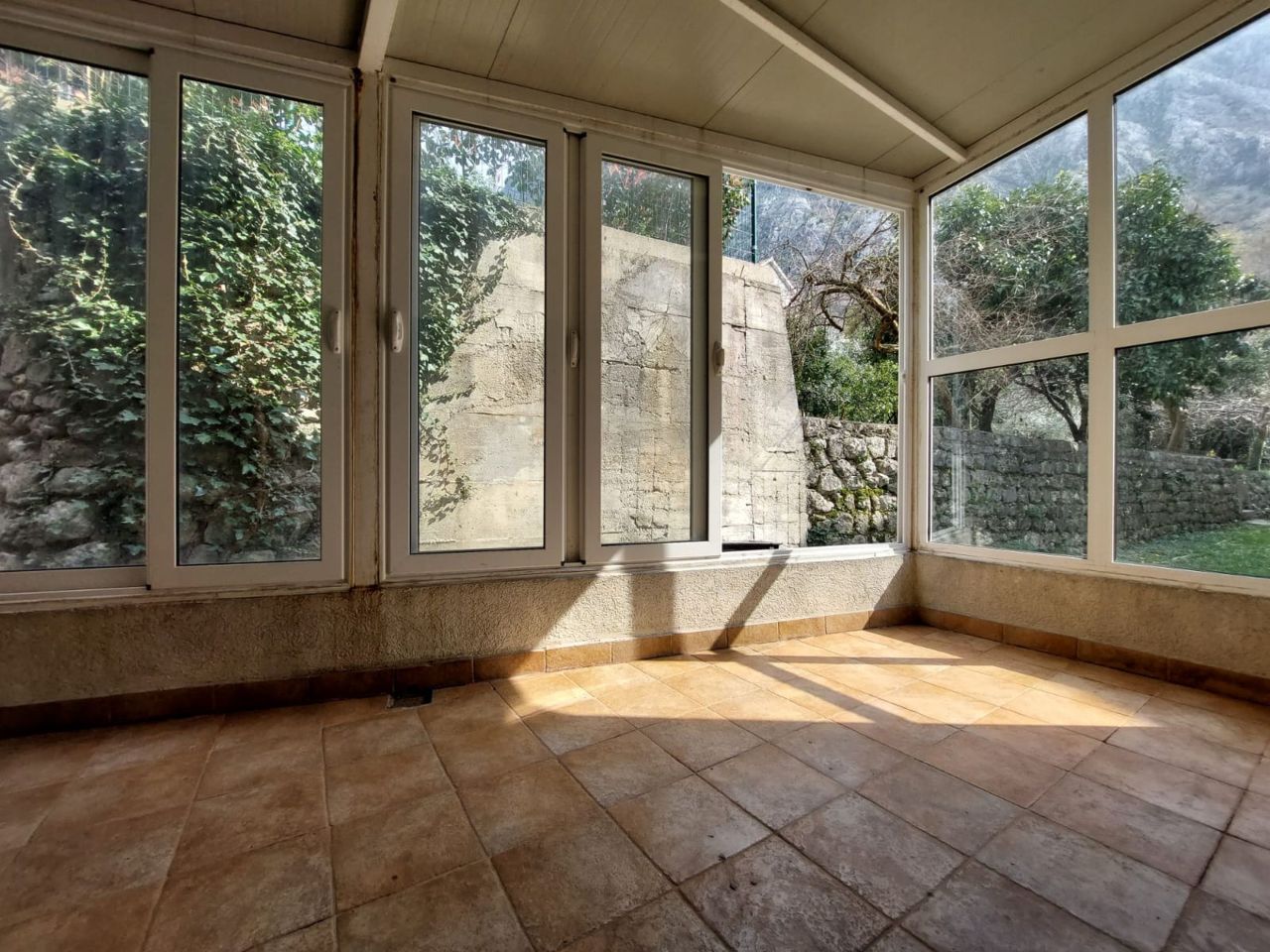 Квартира в Которе, Черногория, 142 м² - фото 16