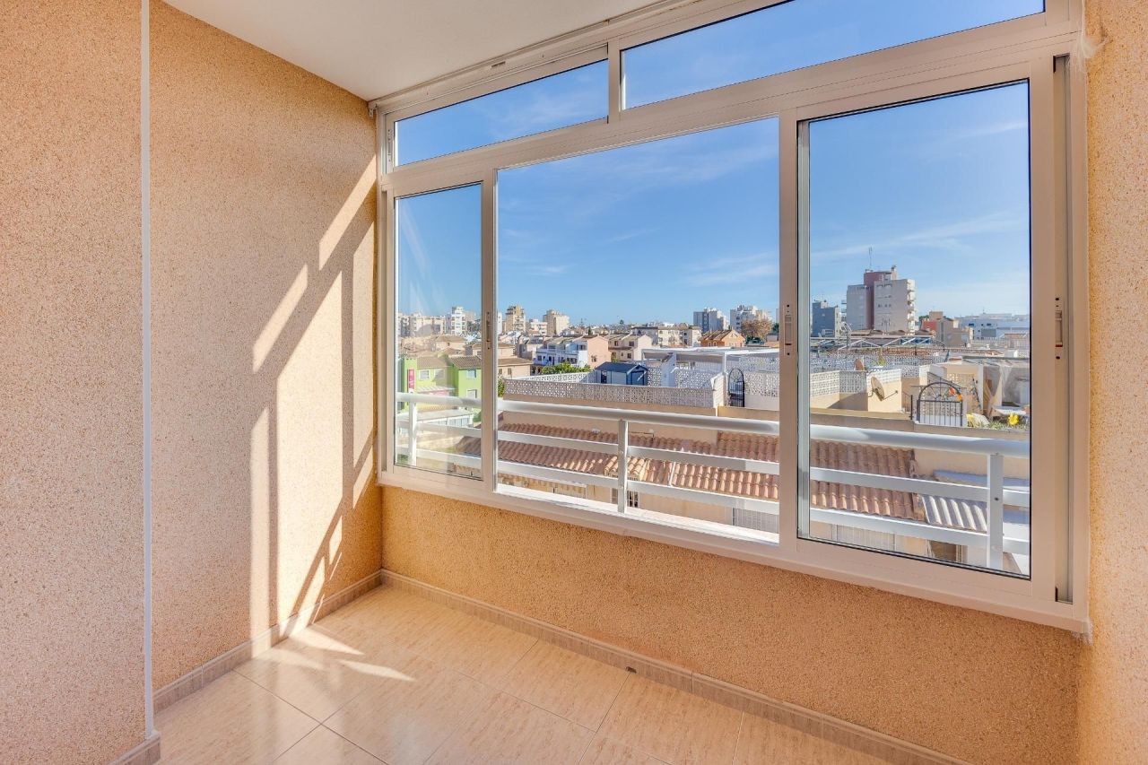 Квартира в Торревьехе, Испания, 66 м² - фото 3