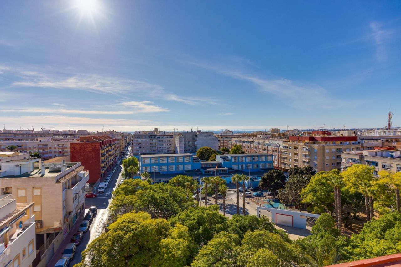 Квартира в Торревьехе, Испания, 66 м² - фото 11