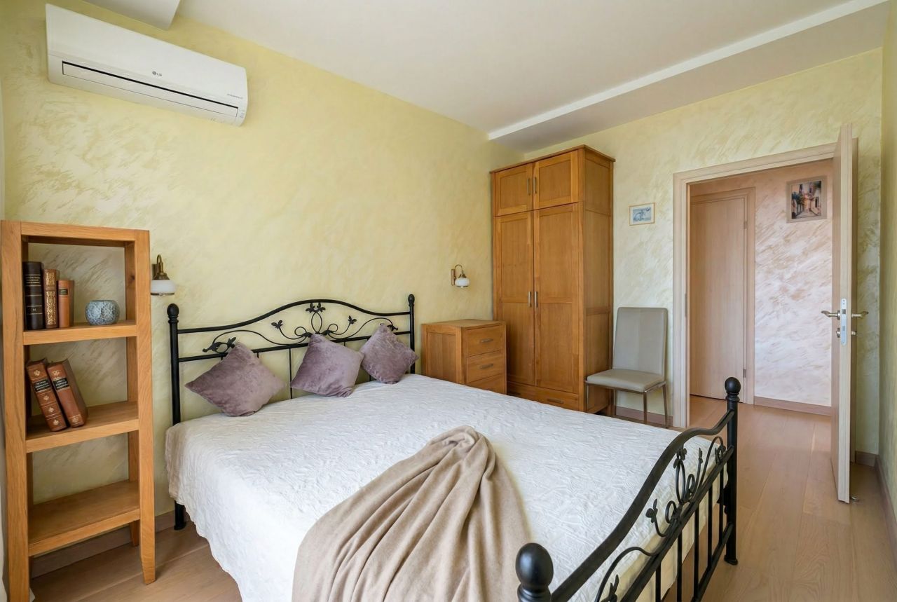 Квартира в Бечичи, Черногория, 65 м² - фото 11